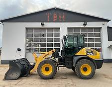 Komatsu WA 100M-6 Komatsu WA 100M-6